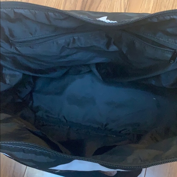 Under Armour geometric gym bag - Picture 4 of 6